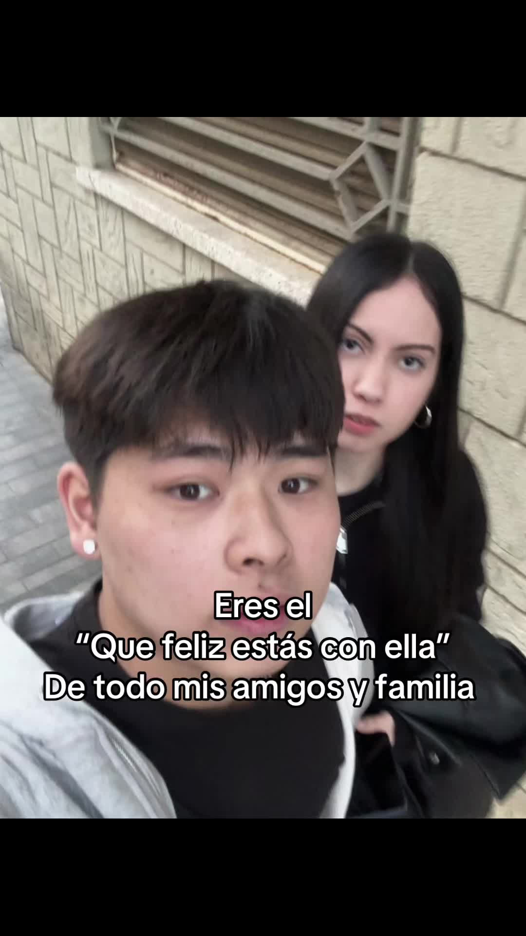@🦦