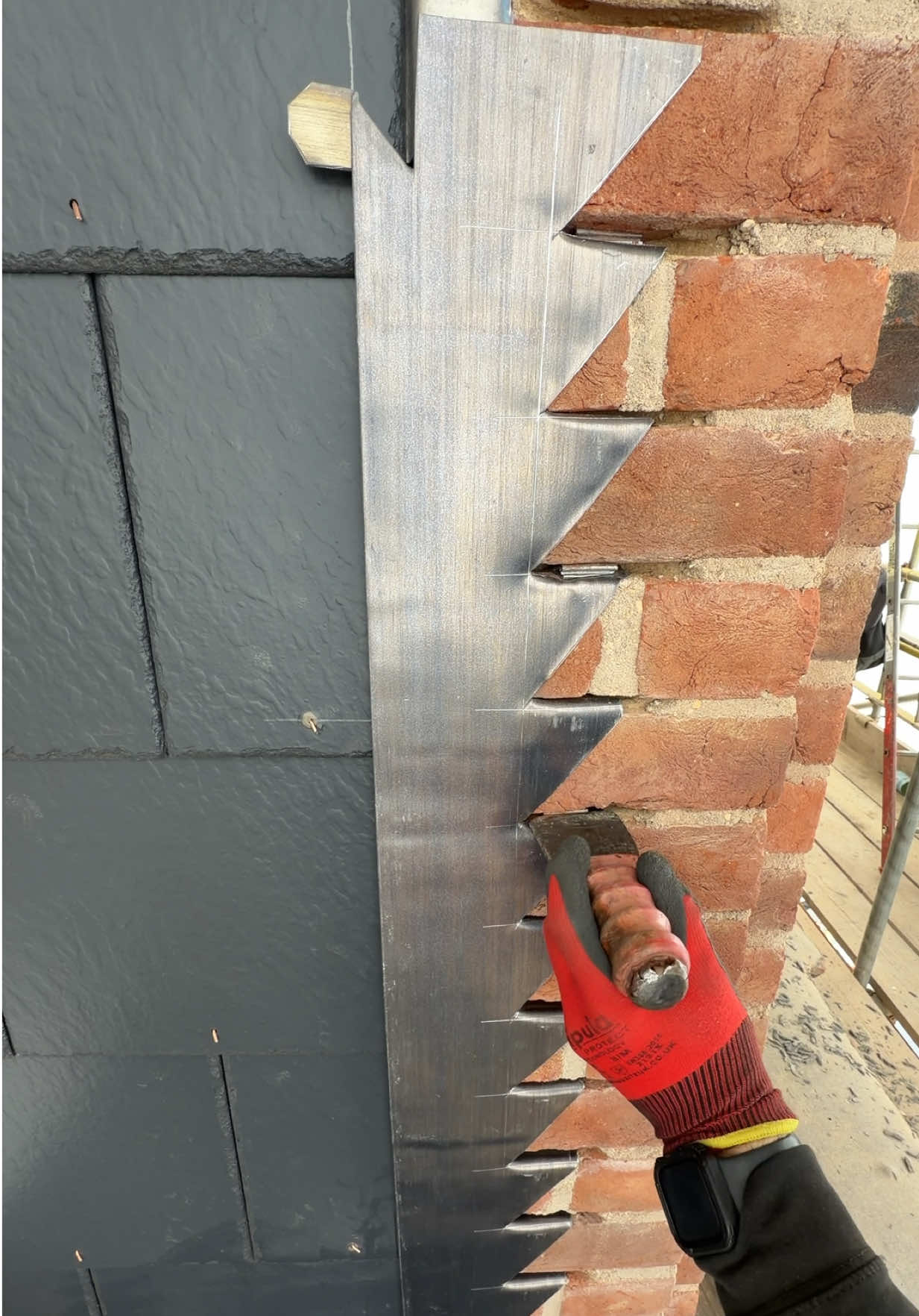@🇬🇧⚒️DREAM ROOF⚒️🇺🇦