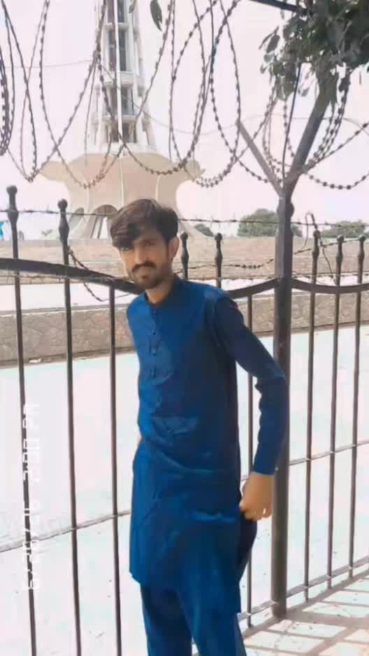 @WARIS Ali brand