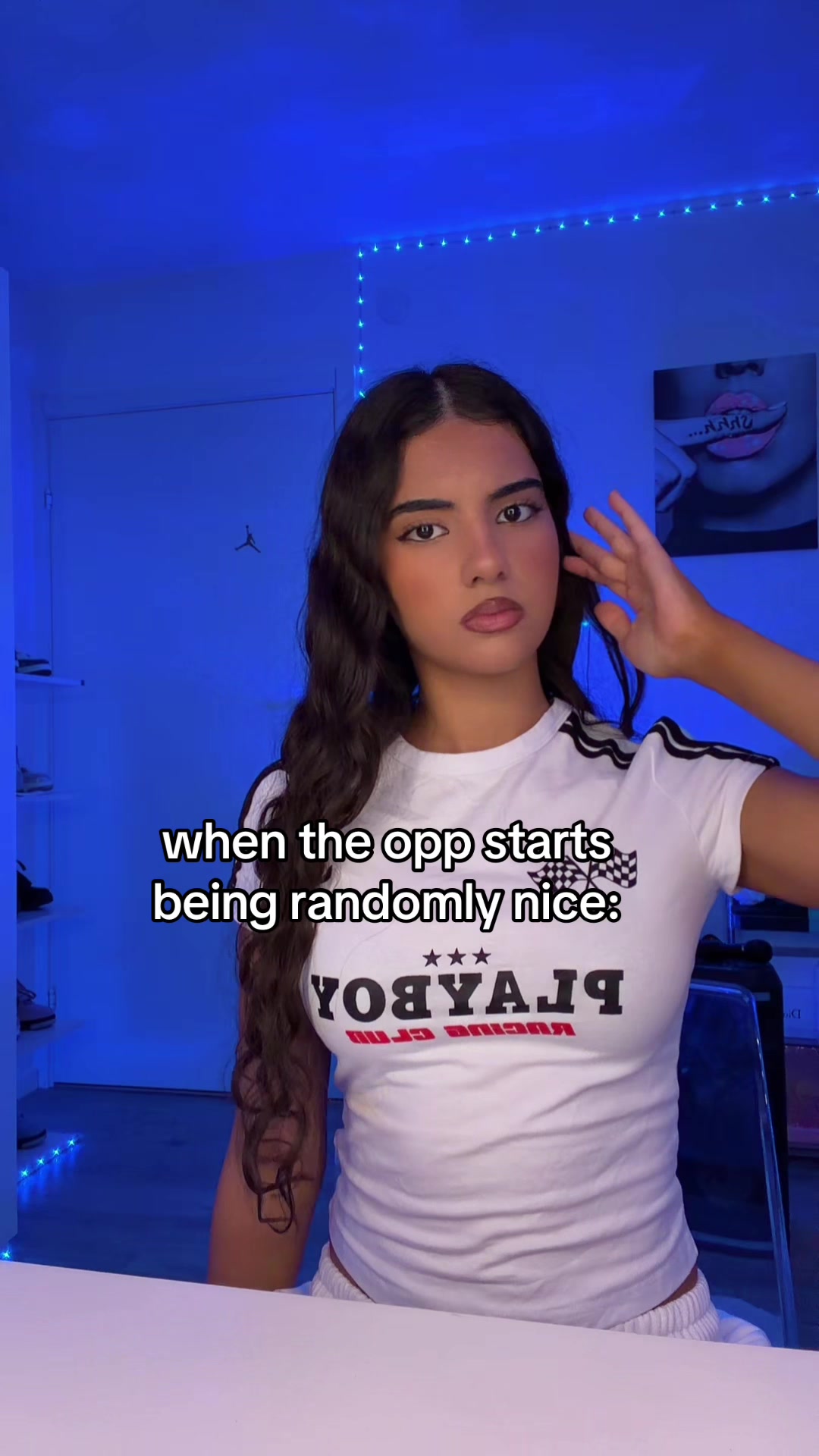 @👠