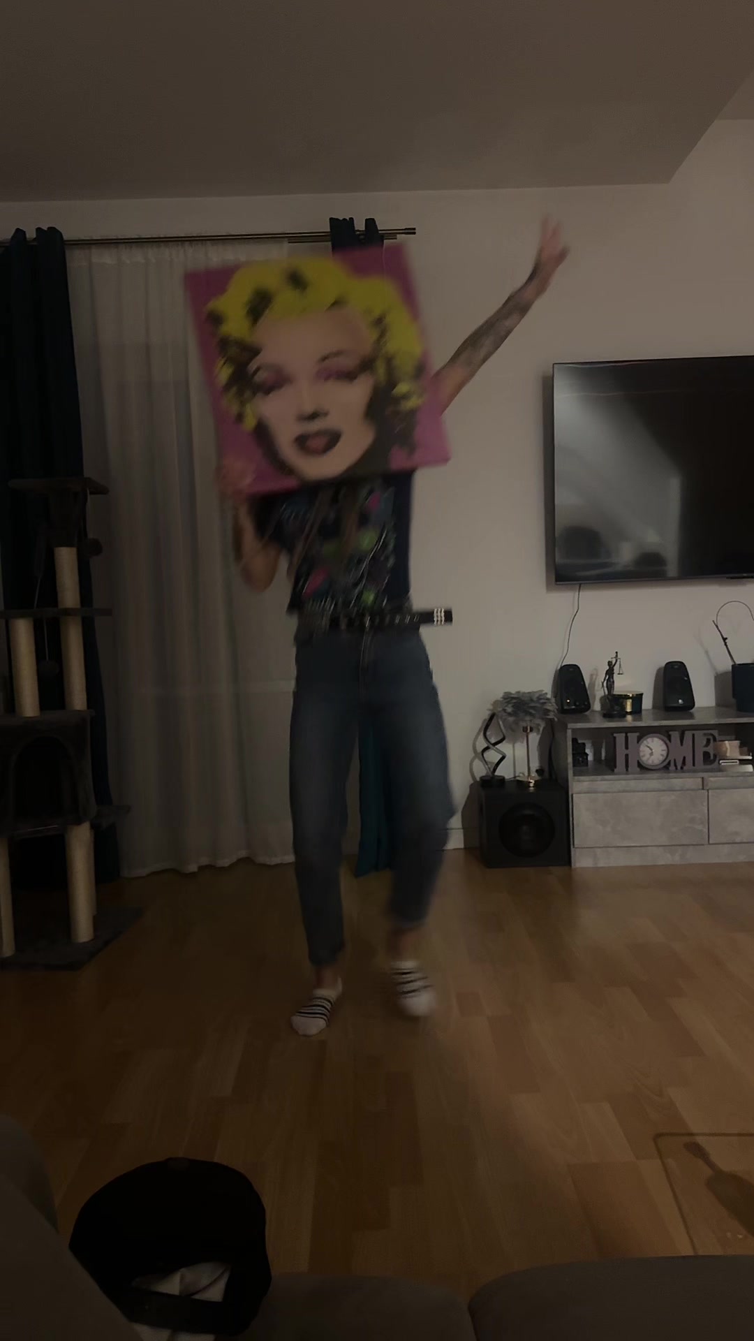 @karrola_official