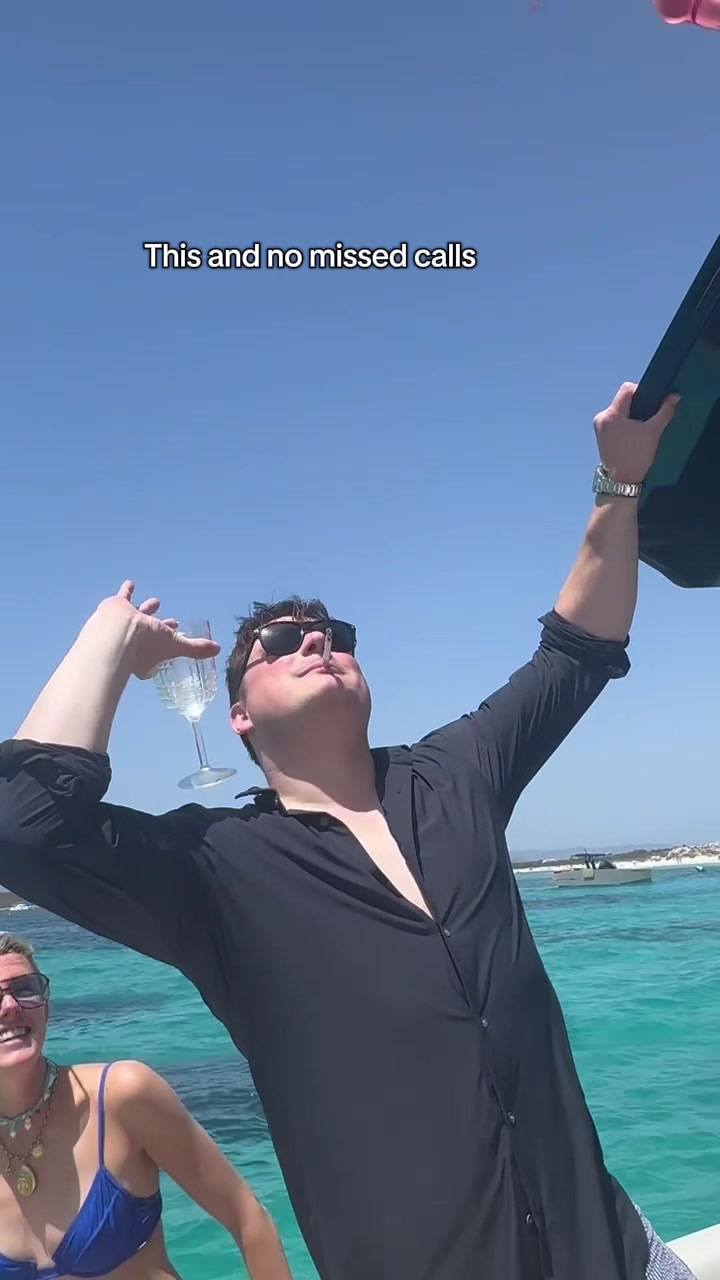 @extraibiza