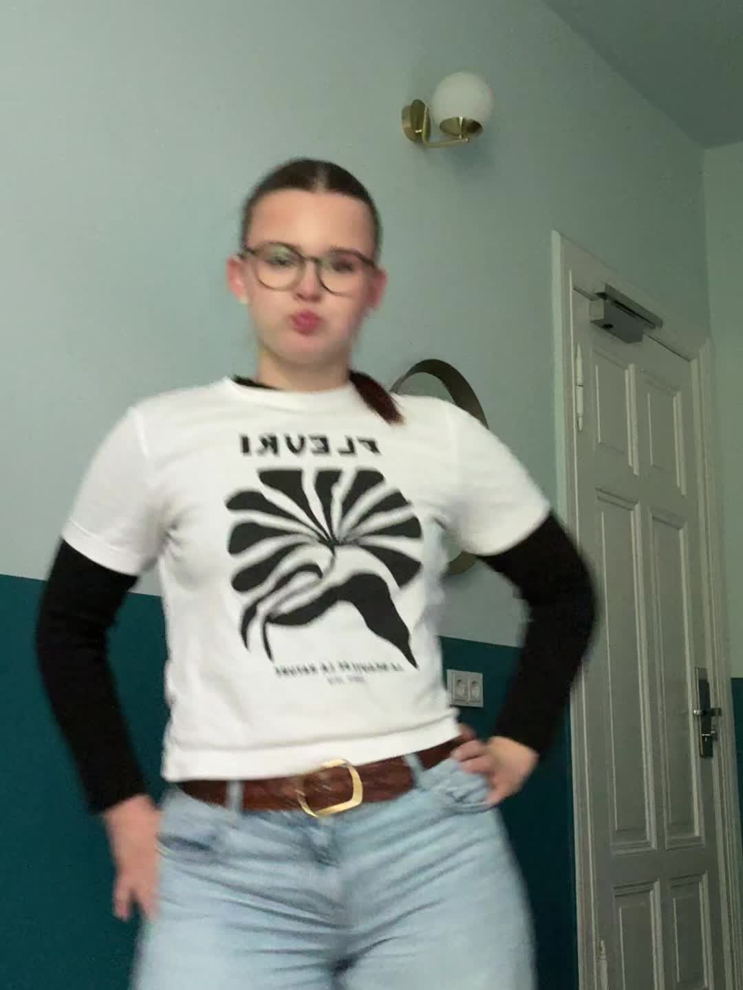 @💜𝕊𝕠𝕡𝕙𝕚𝕖💜