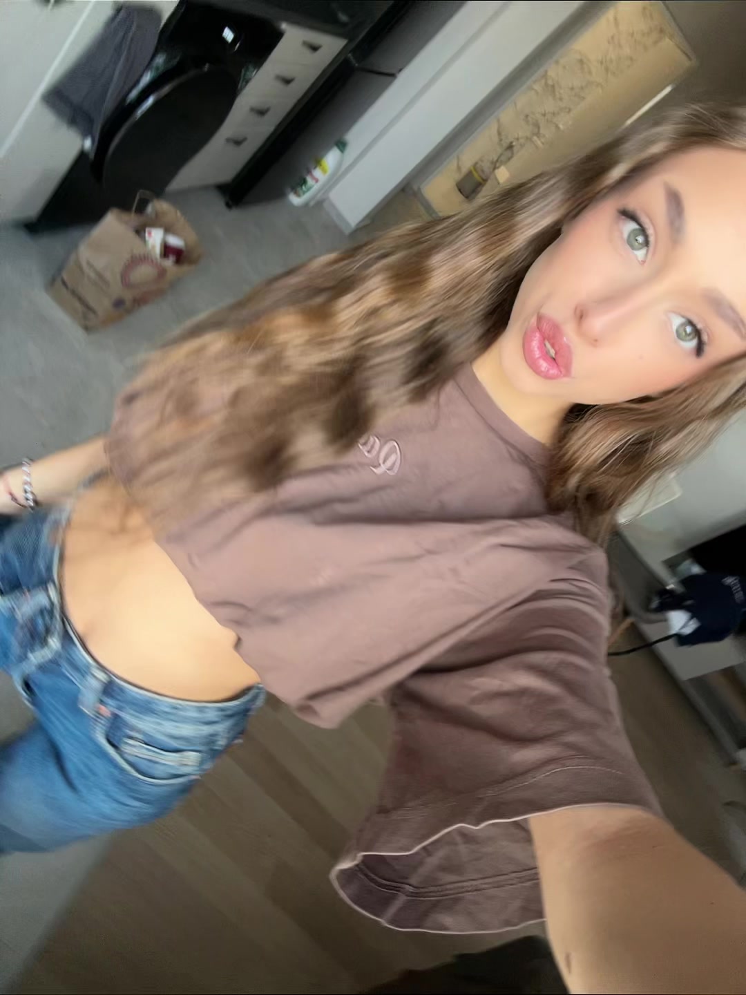 @👸🏼