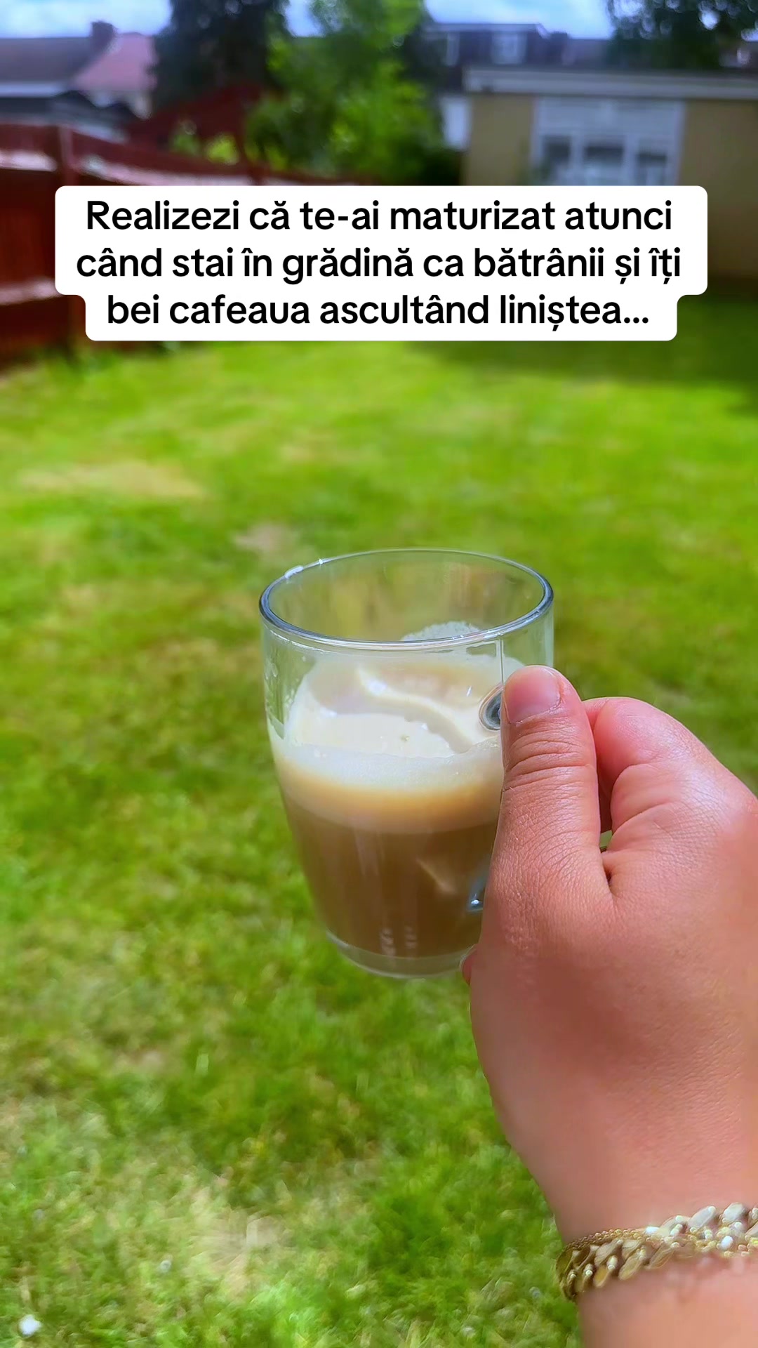 @Laura Claudia