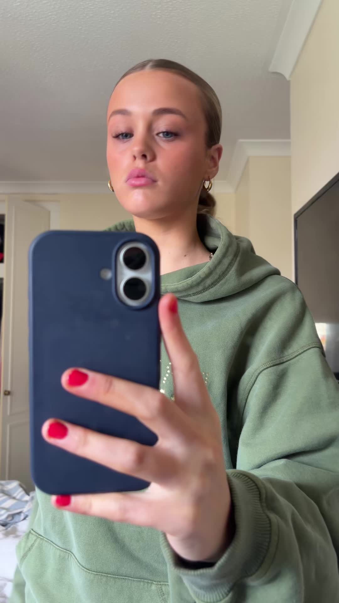 @️