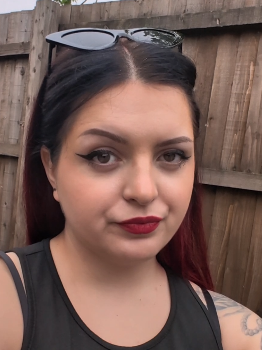 @demonicadom