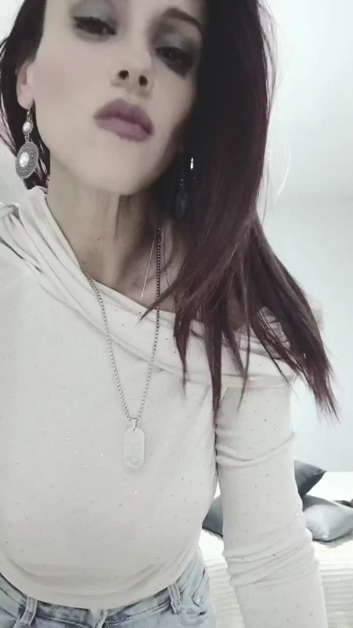 @lapazzaribelle mary🖤😈😈😈😈