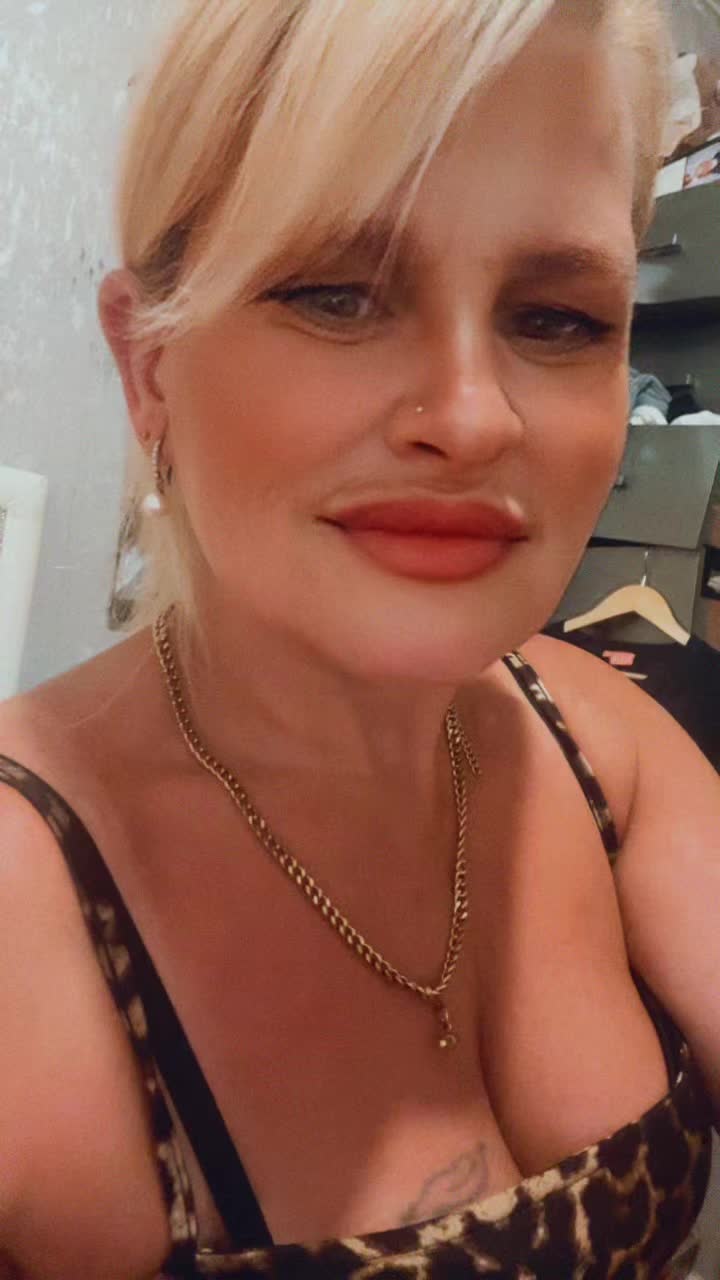 @nikki_19742