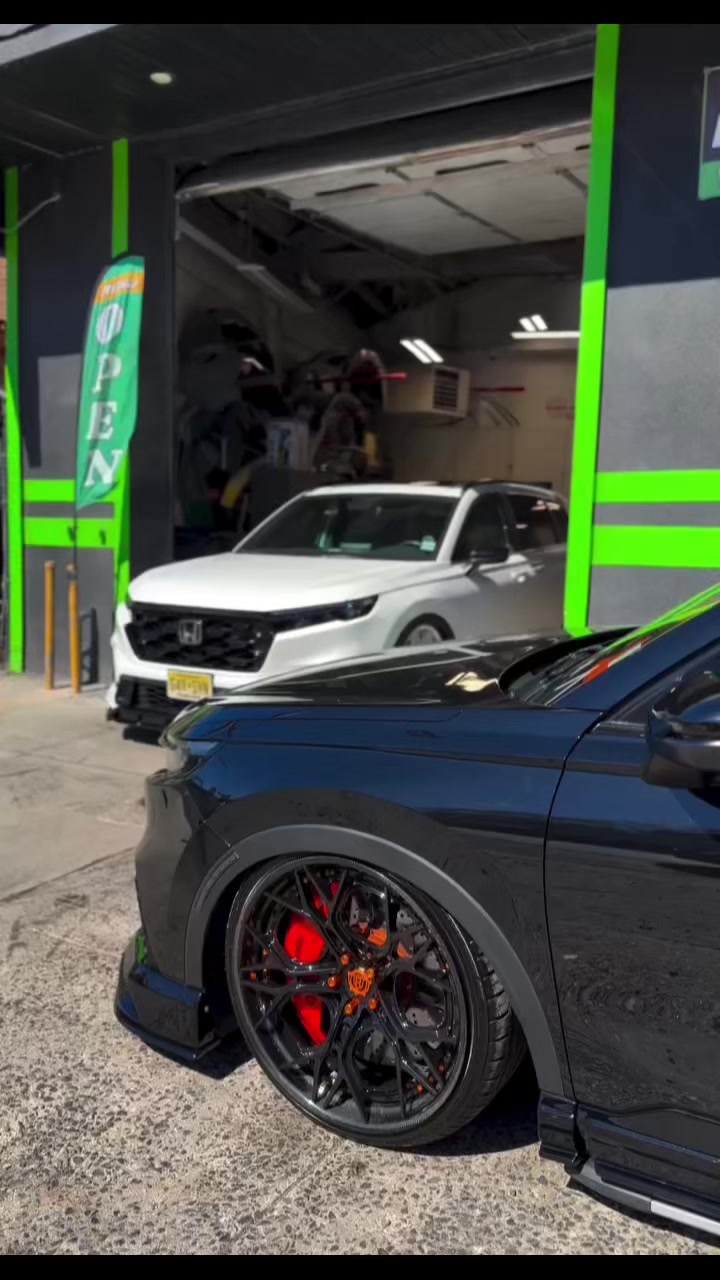 @Honda_exotic_cars