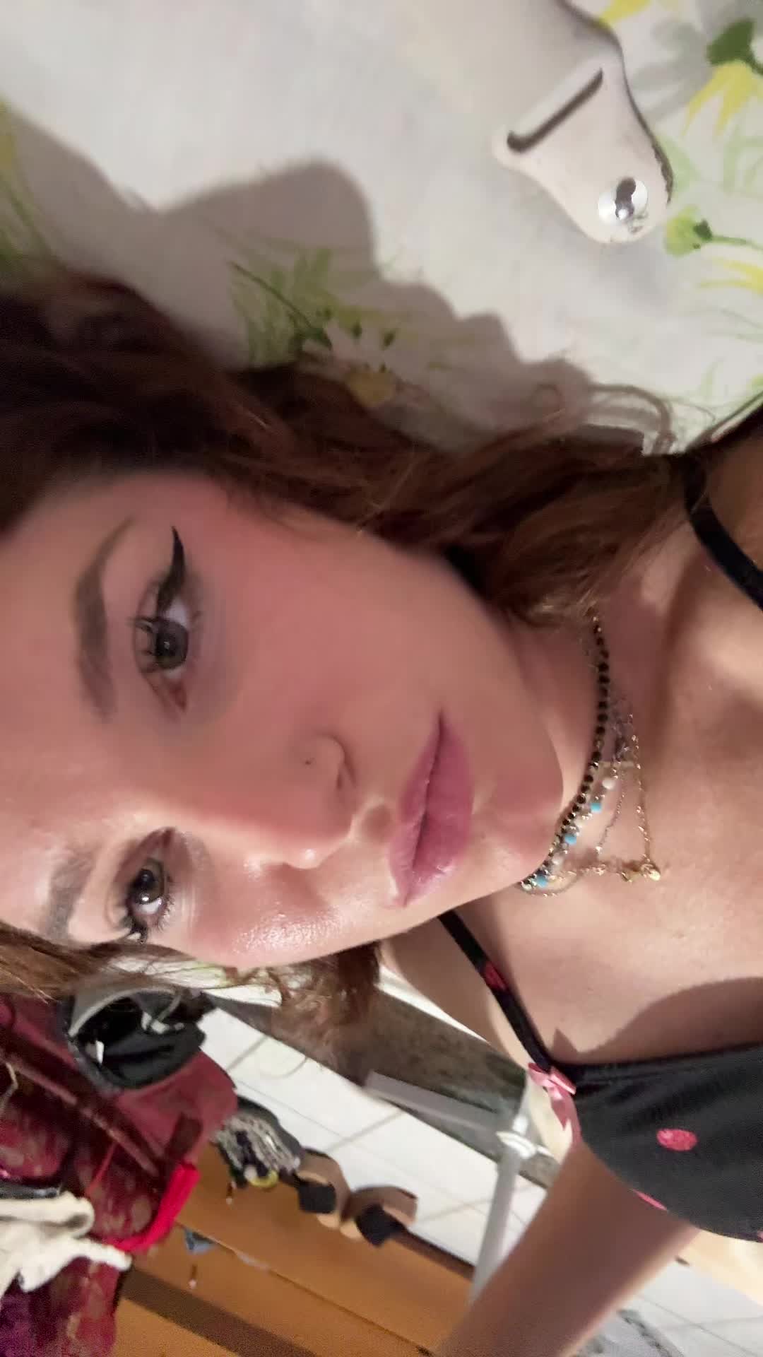 @𝑀𝑎𝑡𝑜𝑢𝑙𝑎