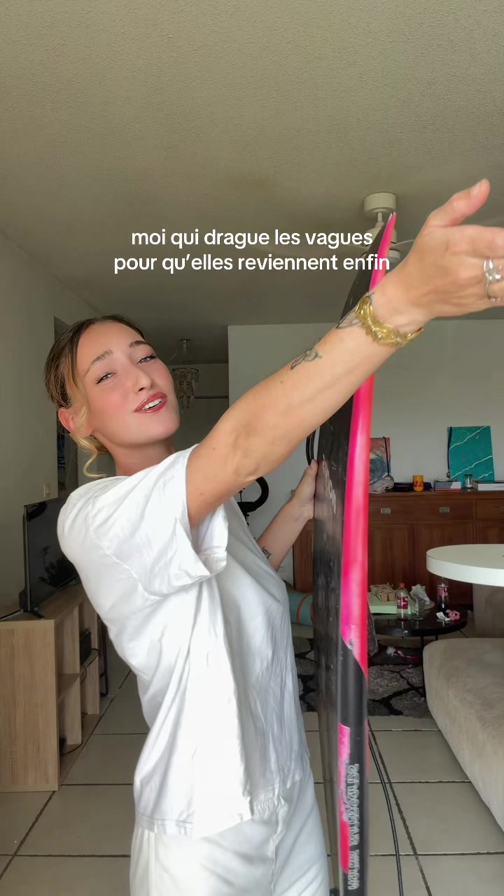 @LA surfeuse de tiktok🏄🏽&zwj;♀️🩷