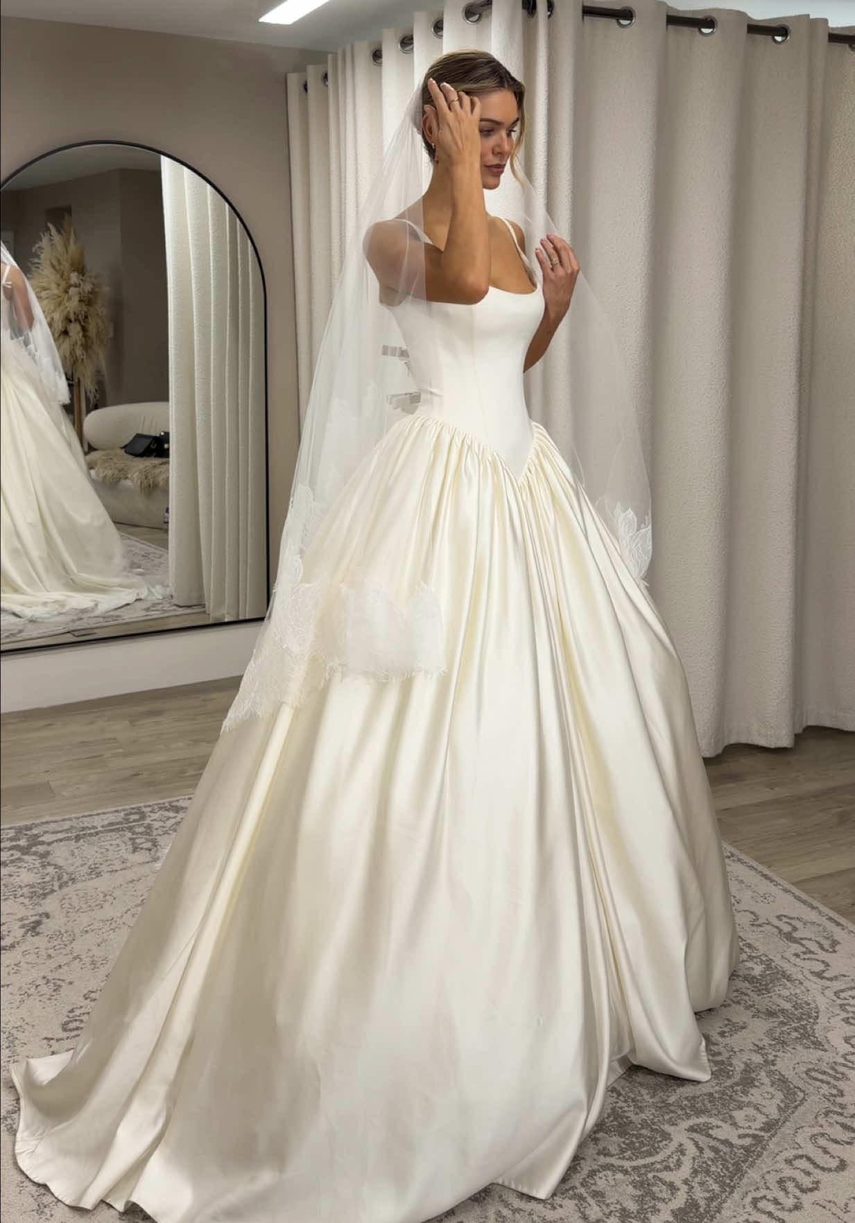 @MiliMili Bridal