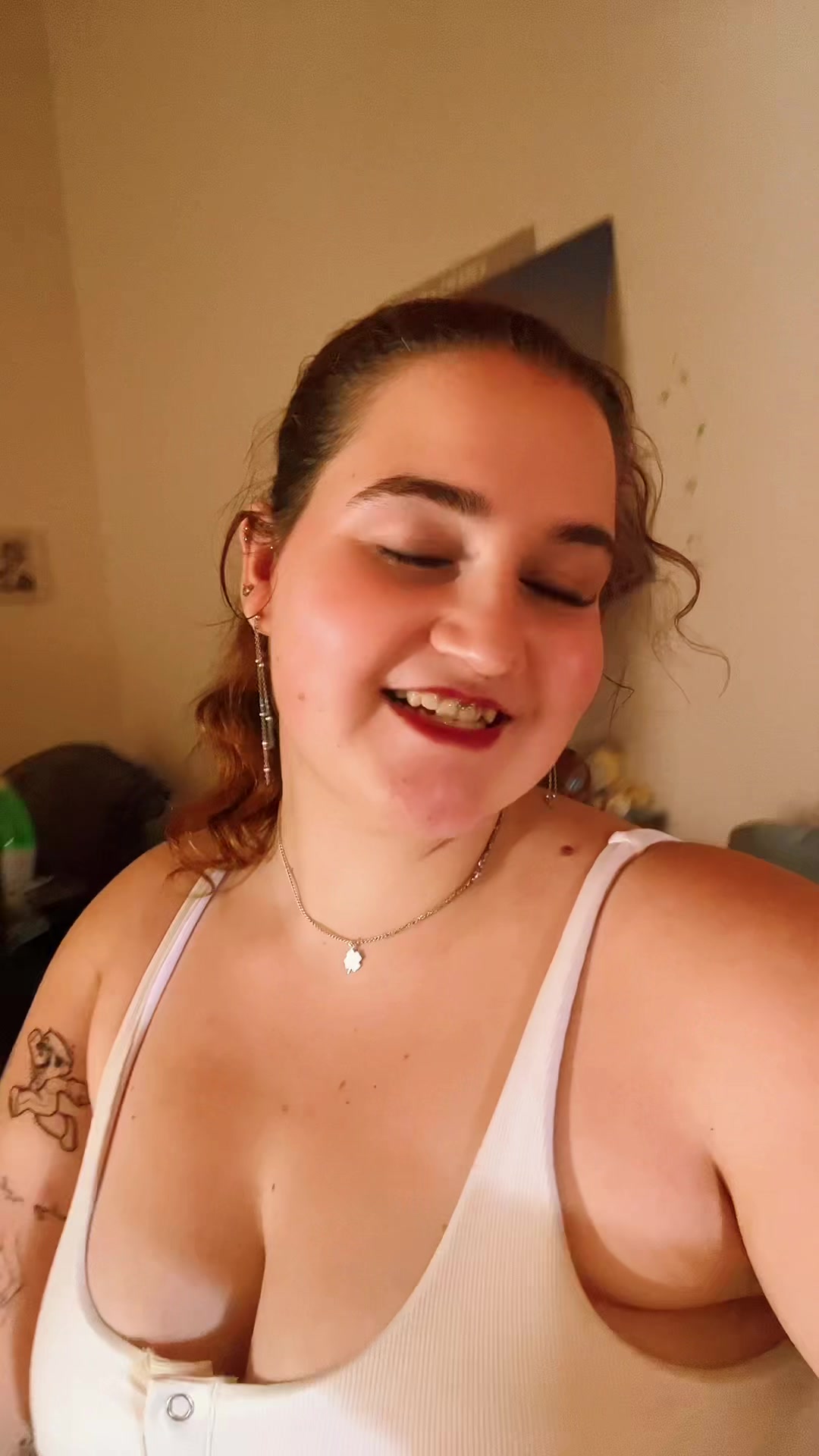 @Alinanuriav