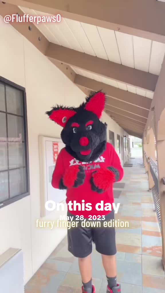 @flufferpawsofficial
