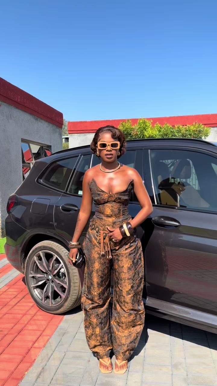 @Tsontso Zandile Hlongwane