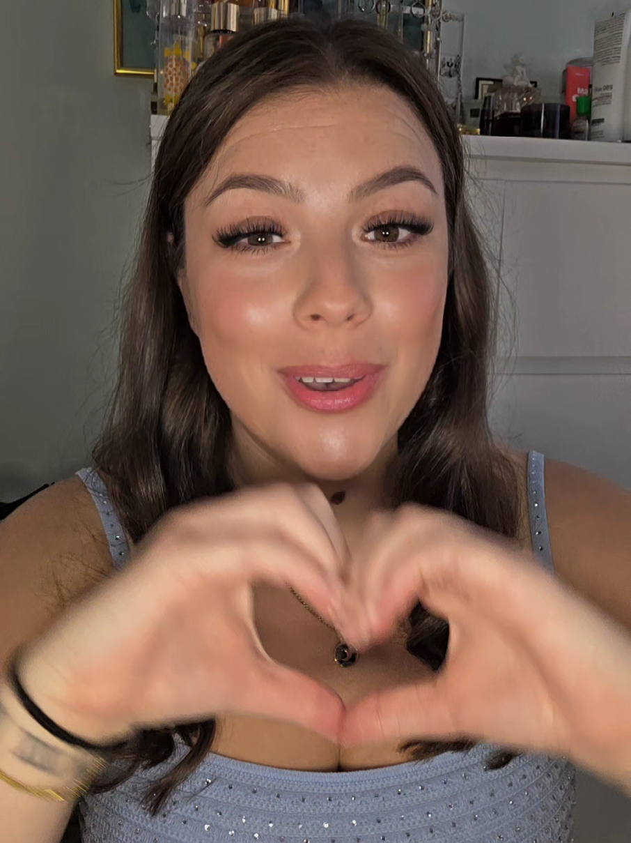 @Nadine Andrea