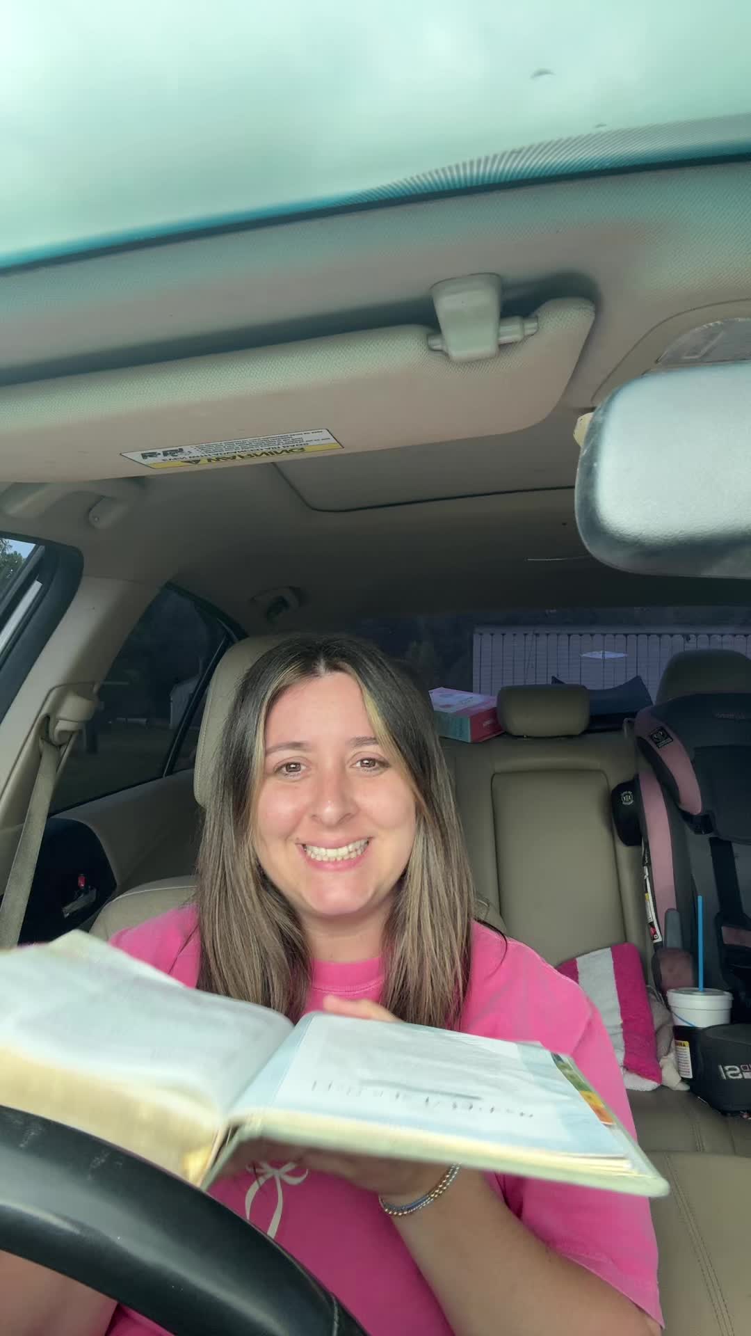 @itsavannahhope