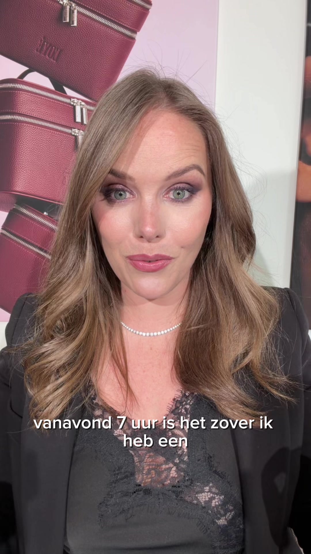 @L'OYÉ Cosmetics