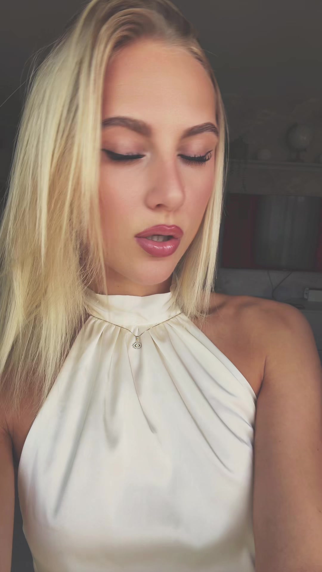 @Jellina