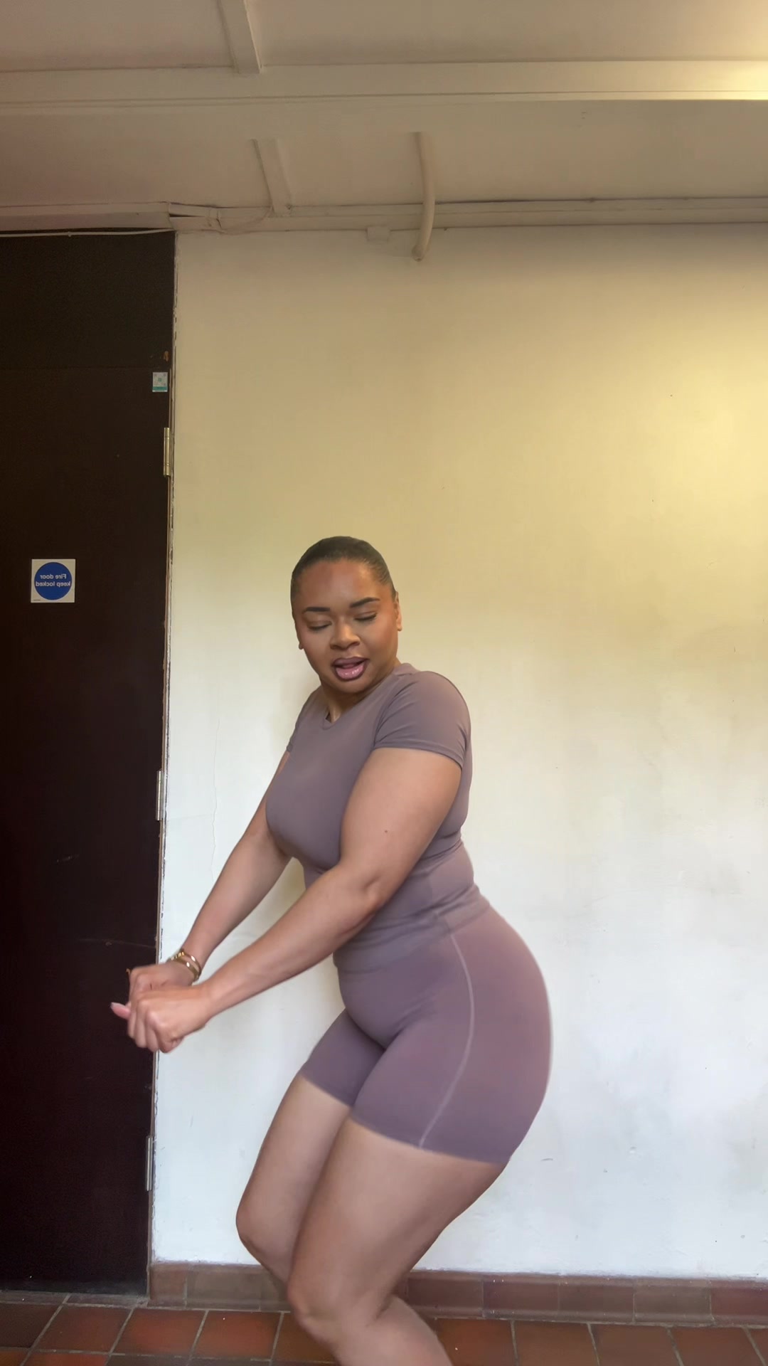 @Falilahhh