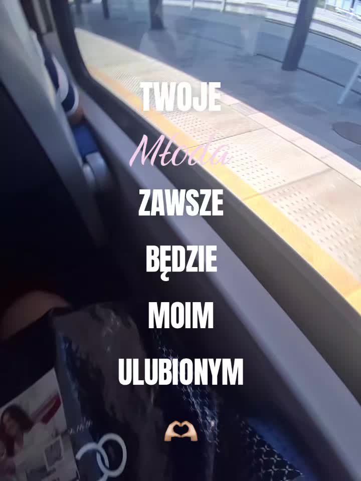 @🖤