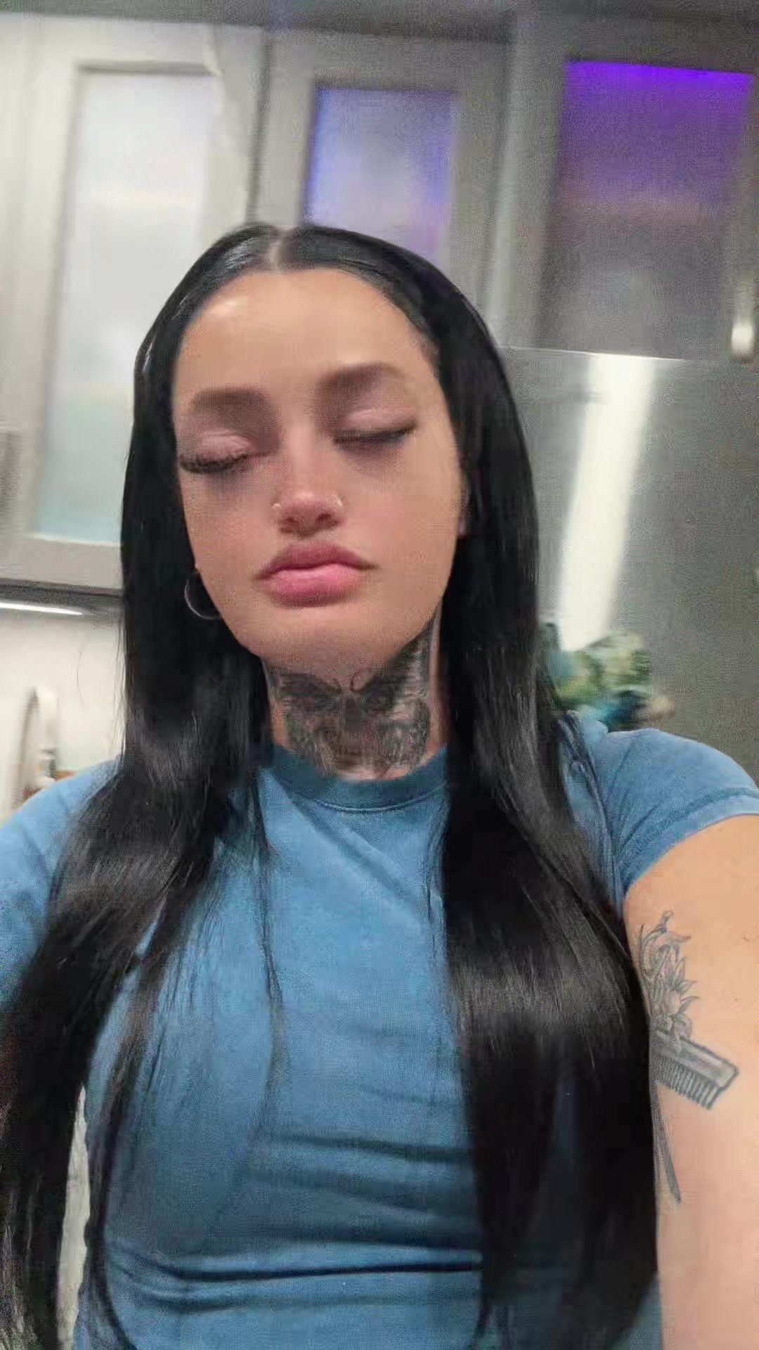 @Danielle🖤
