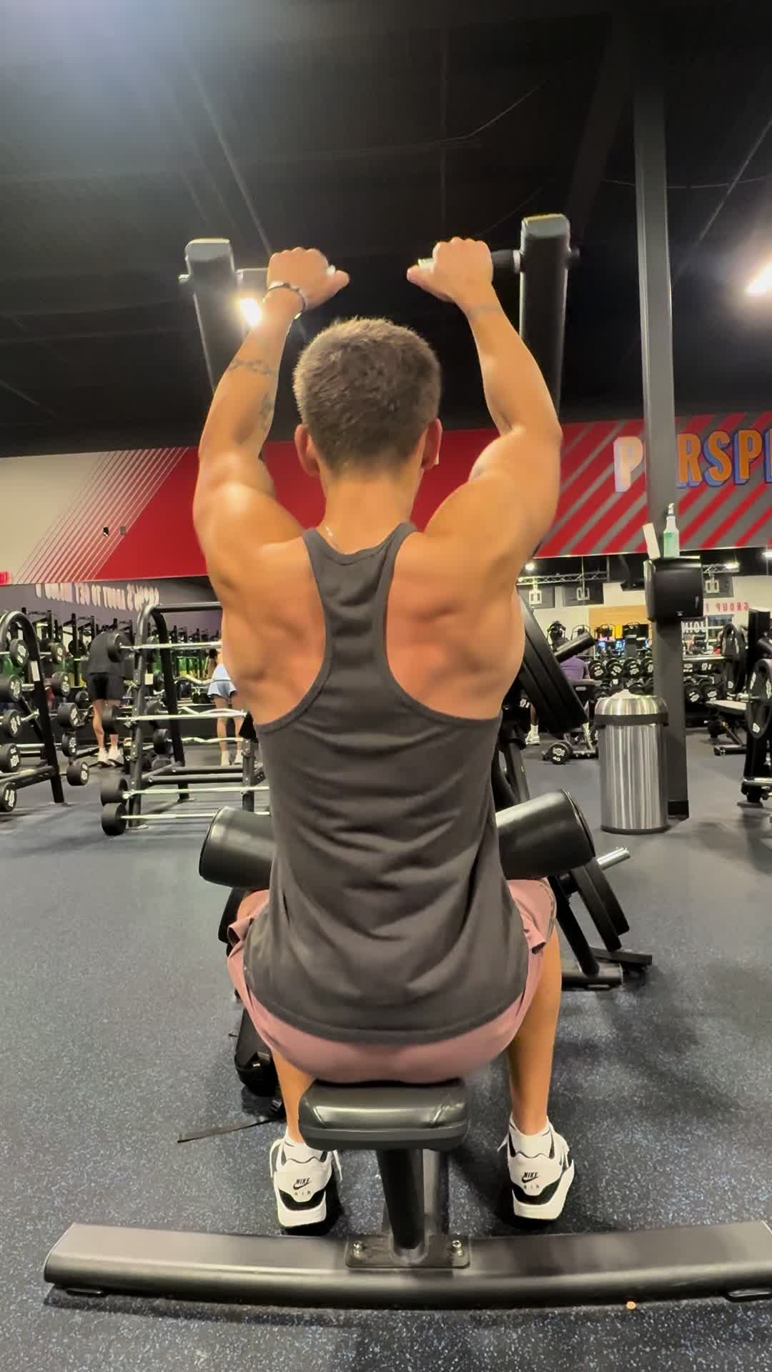 @Cy_liftz