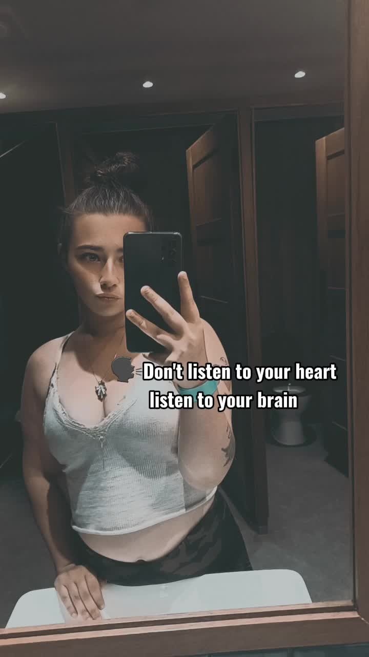 @Queen C ๐ฆโค๏ธ
