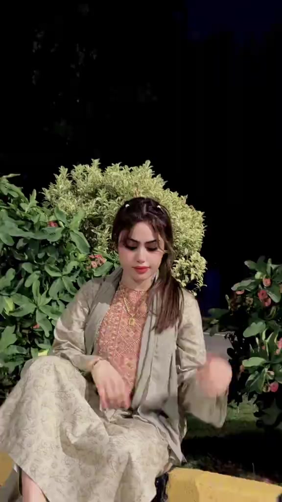 @sana Jan 🥀🫣