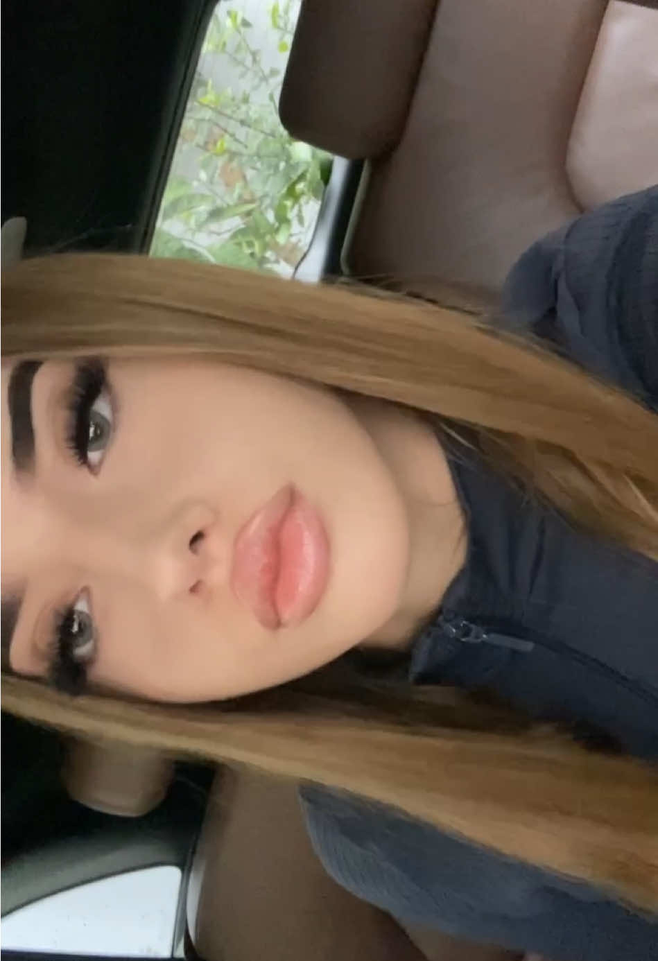 @E'