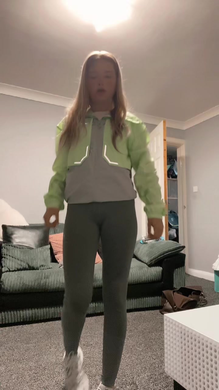 @Scarlett Garside