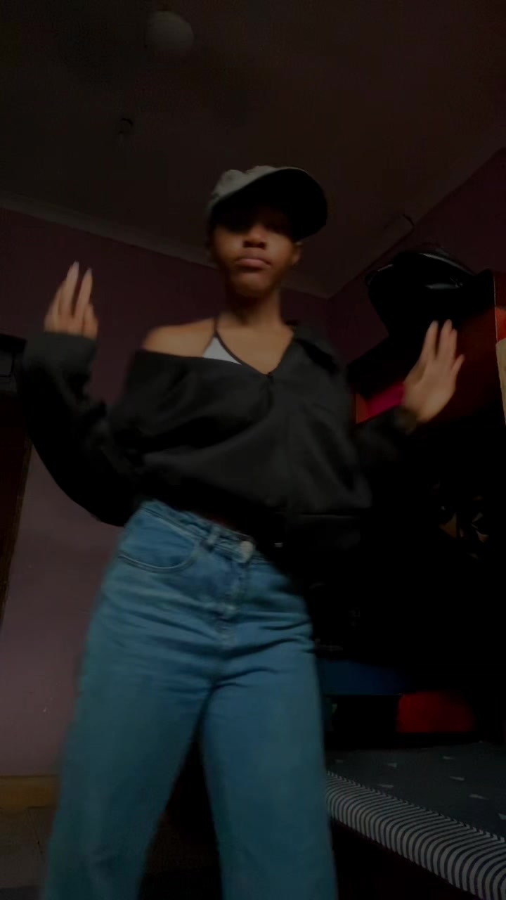 @lilvicky464