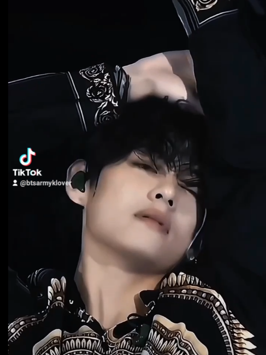 @@`mehru | BTS ARMY` ๐๐ฌ๐งโจ