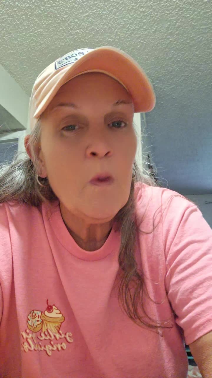 @granny at kitchen table 🎼🎵❌️