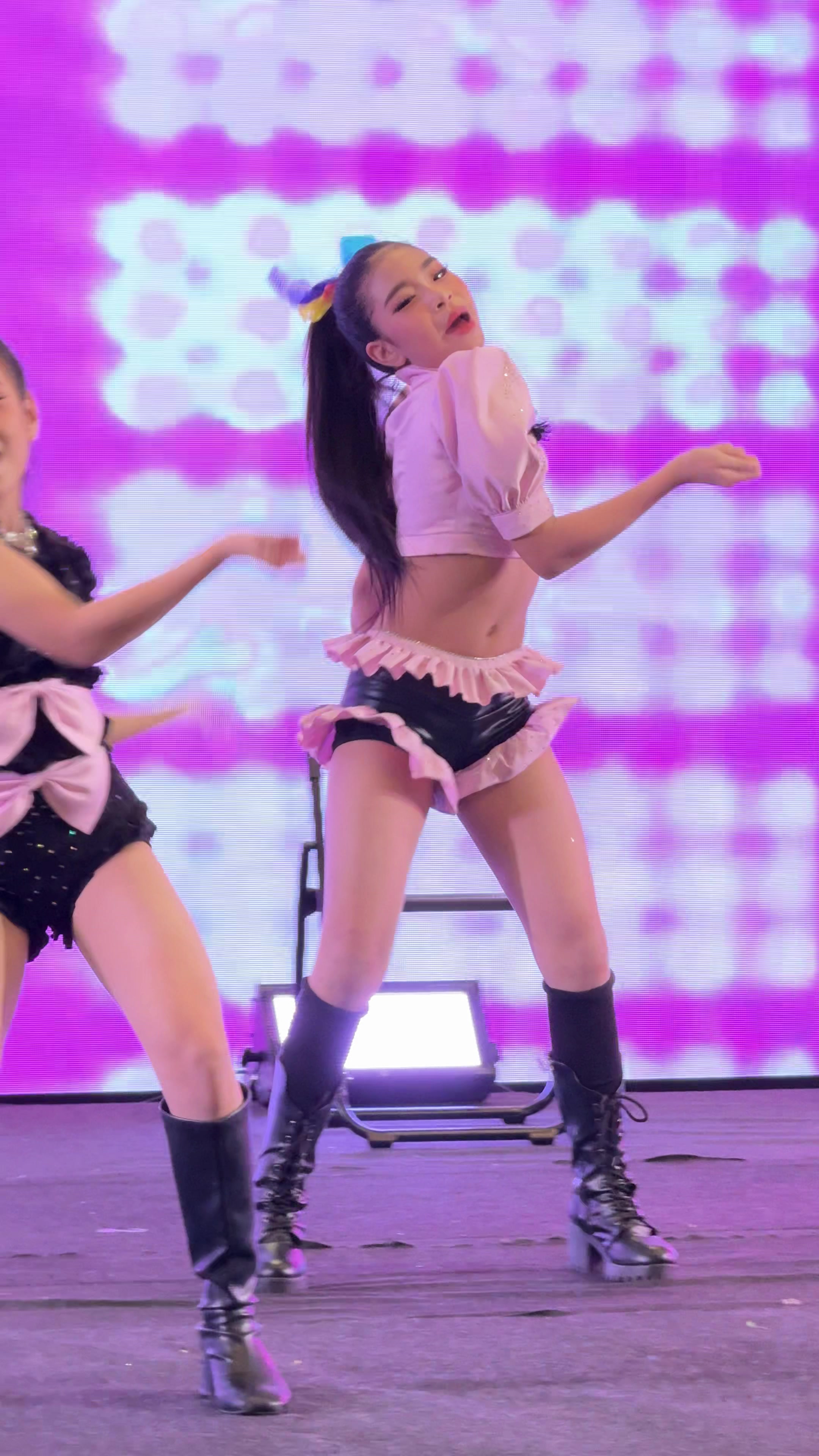 @Khunkik