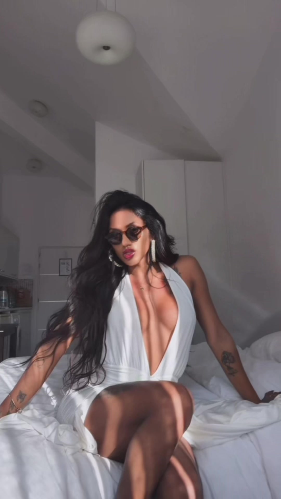 @Isabella