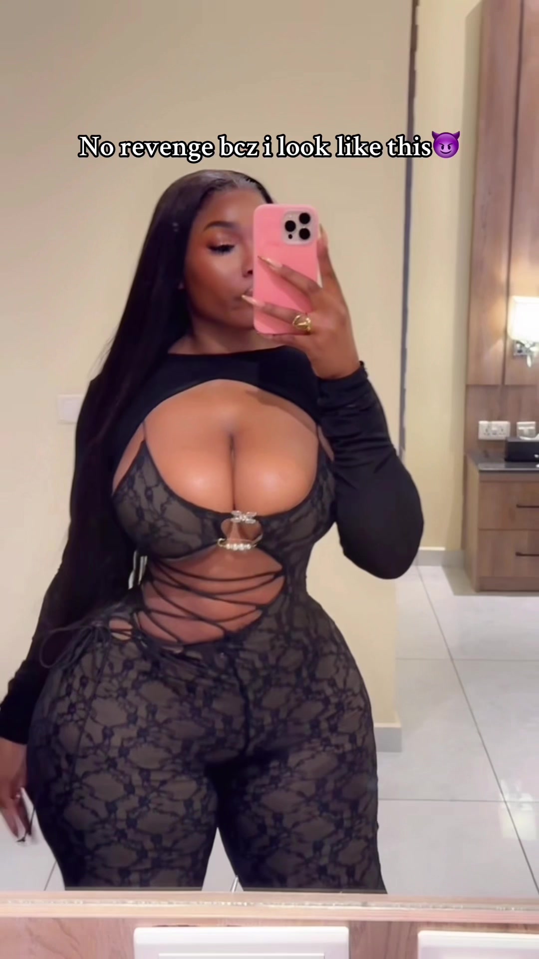 @NiceyNea🇨🇲