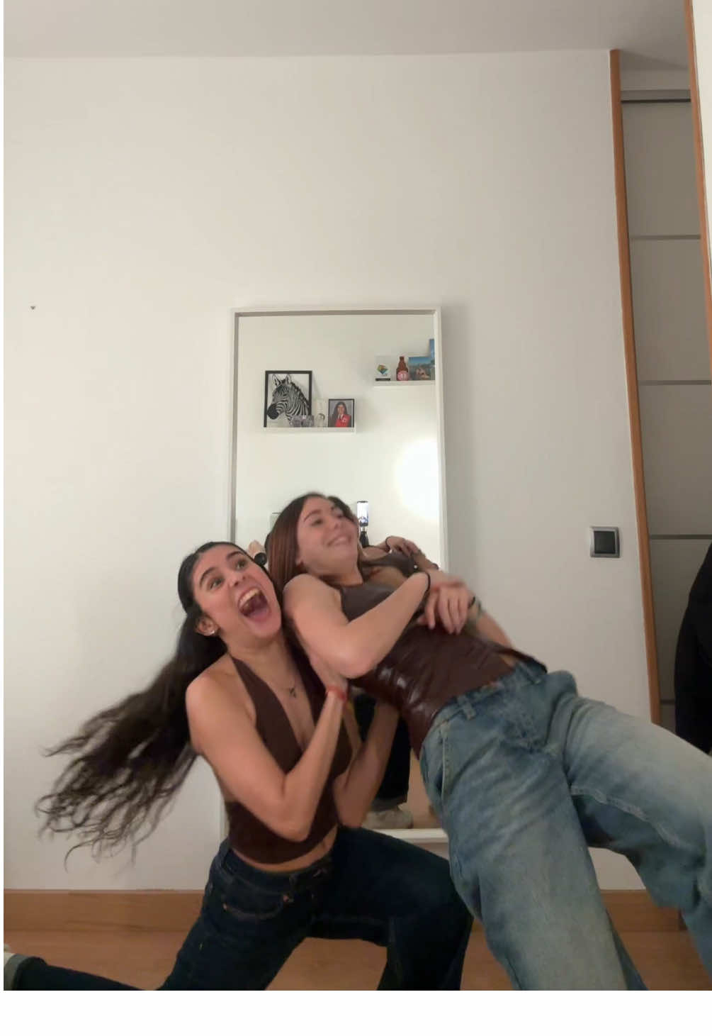 @Paula Salguero🦂