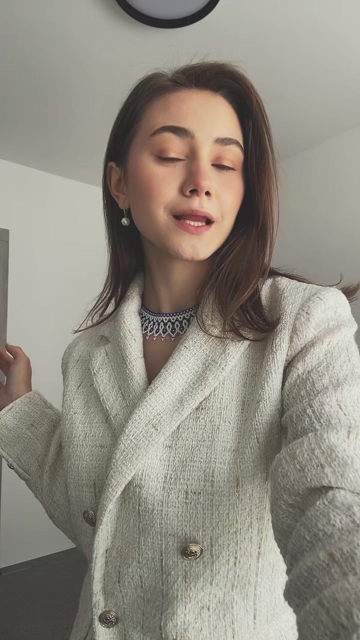 @Юся..!