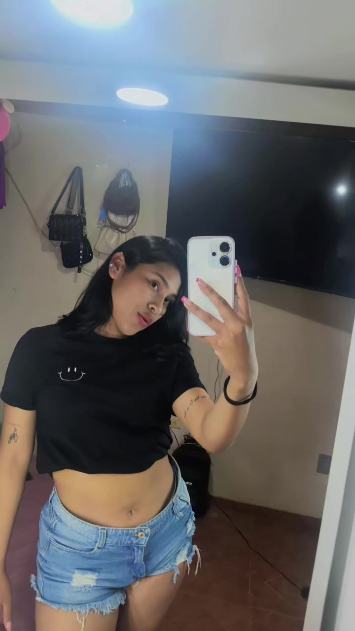 @Maria Alejandra💜