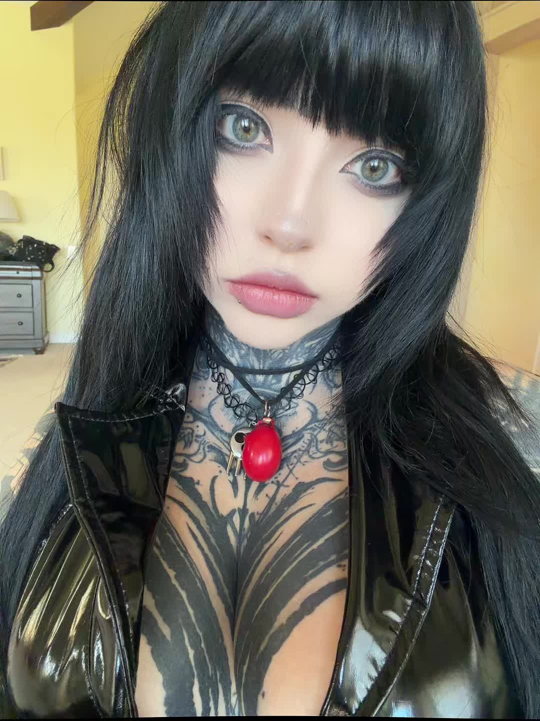 @mothertriplex