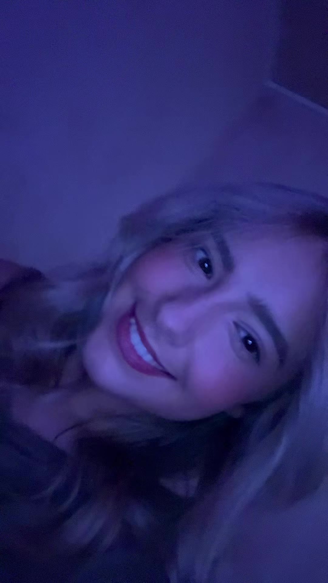 @??