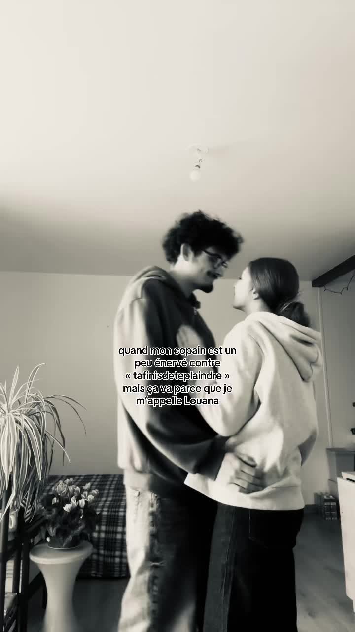 @Louanaꨄ