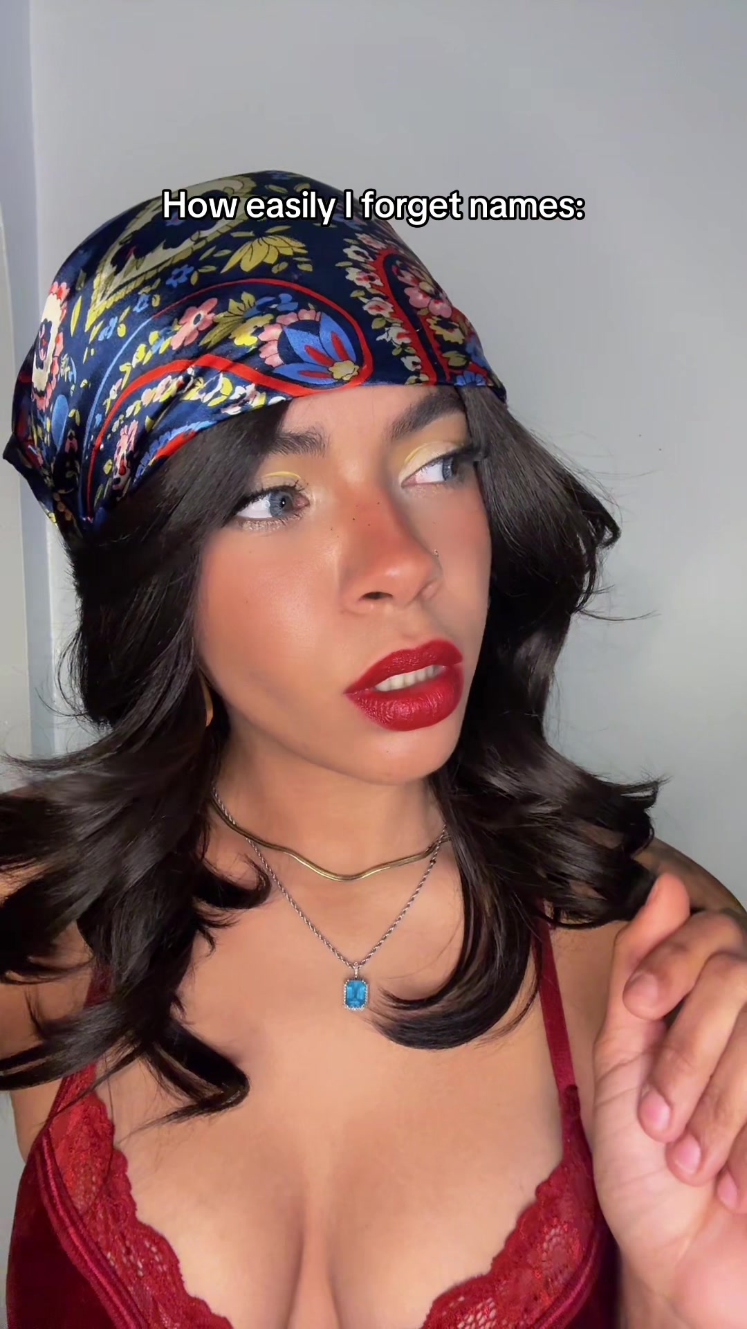 @queenvale_