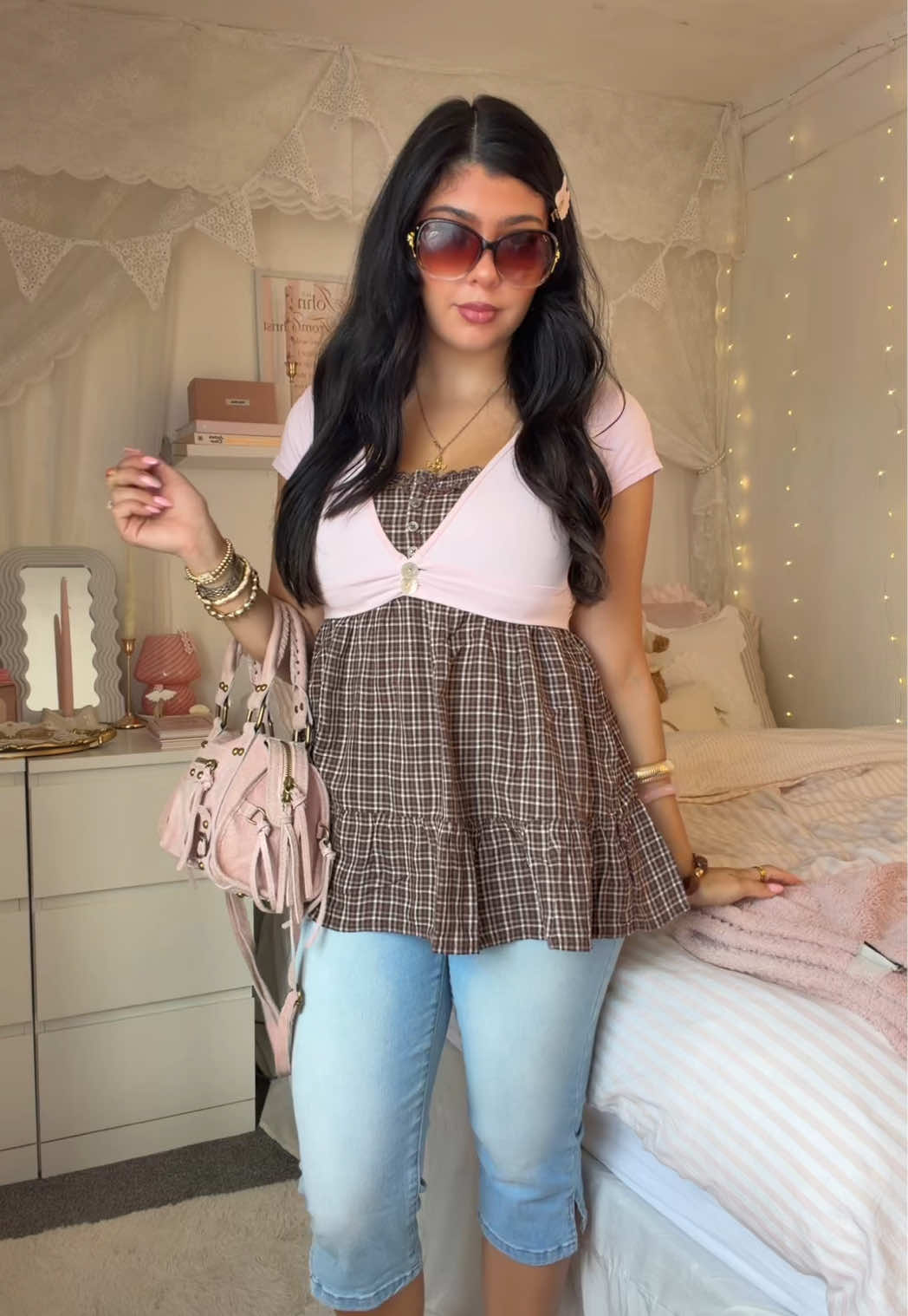 @𝐄𝐥𝐥𝐞 ౨ৎ