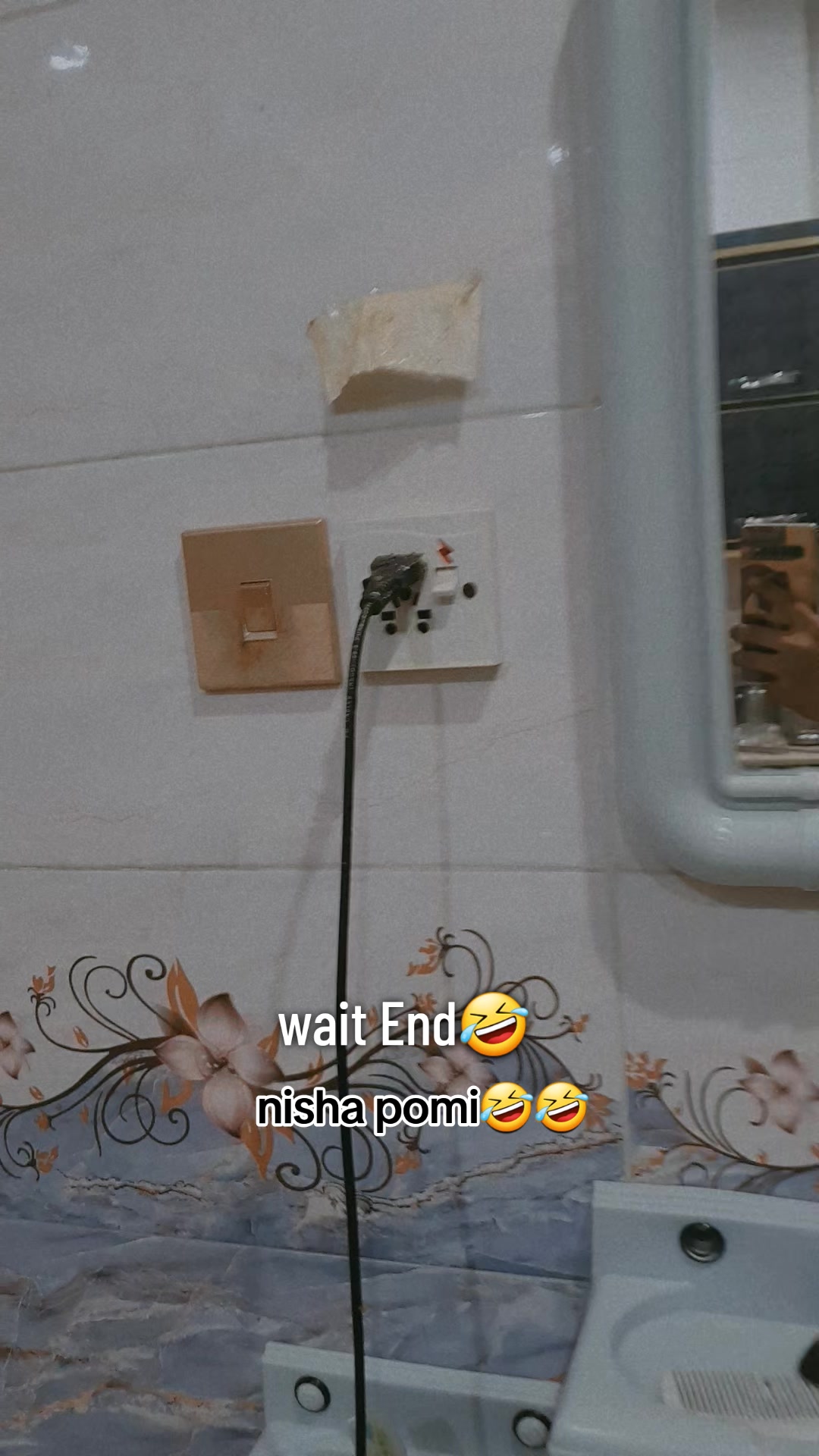 @𝑫𝒂𝒏𝒊𝒊 𝑩𝒉𝒂𝒊(pan_wala)