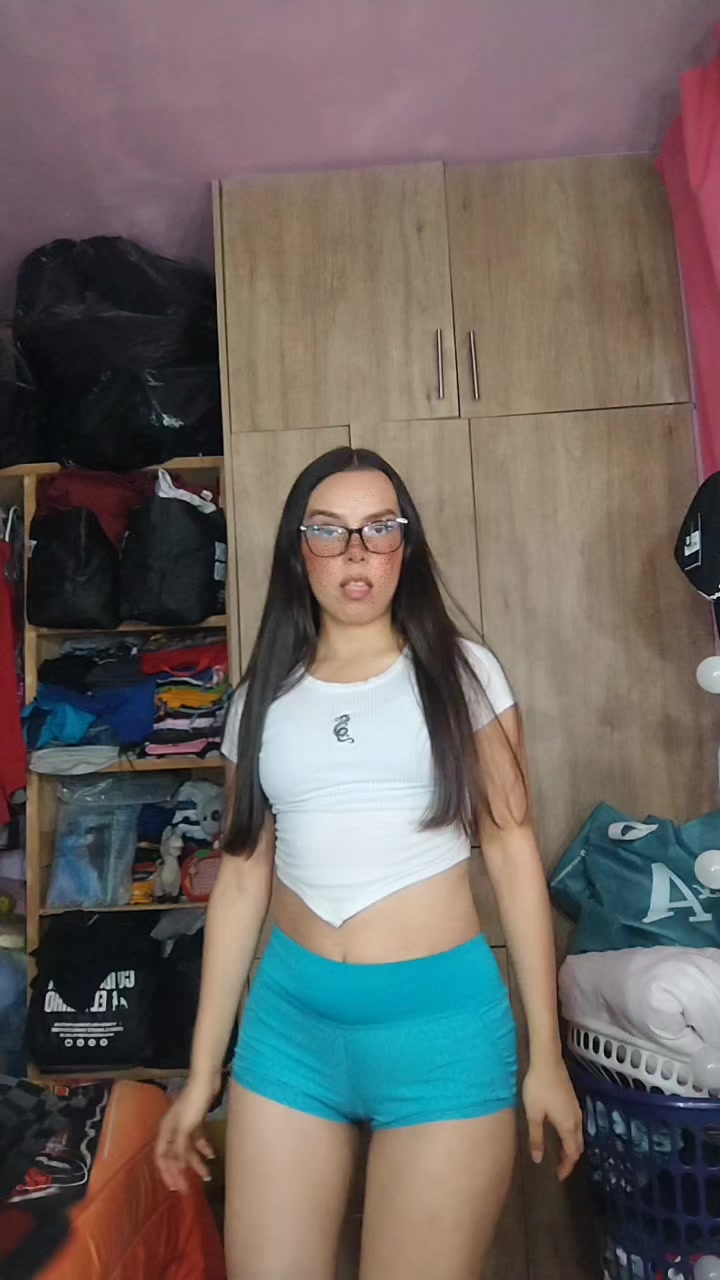 @Angie21.