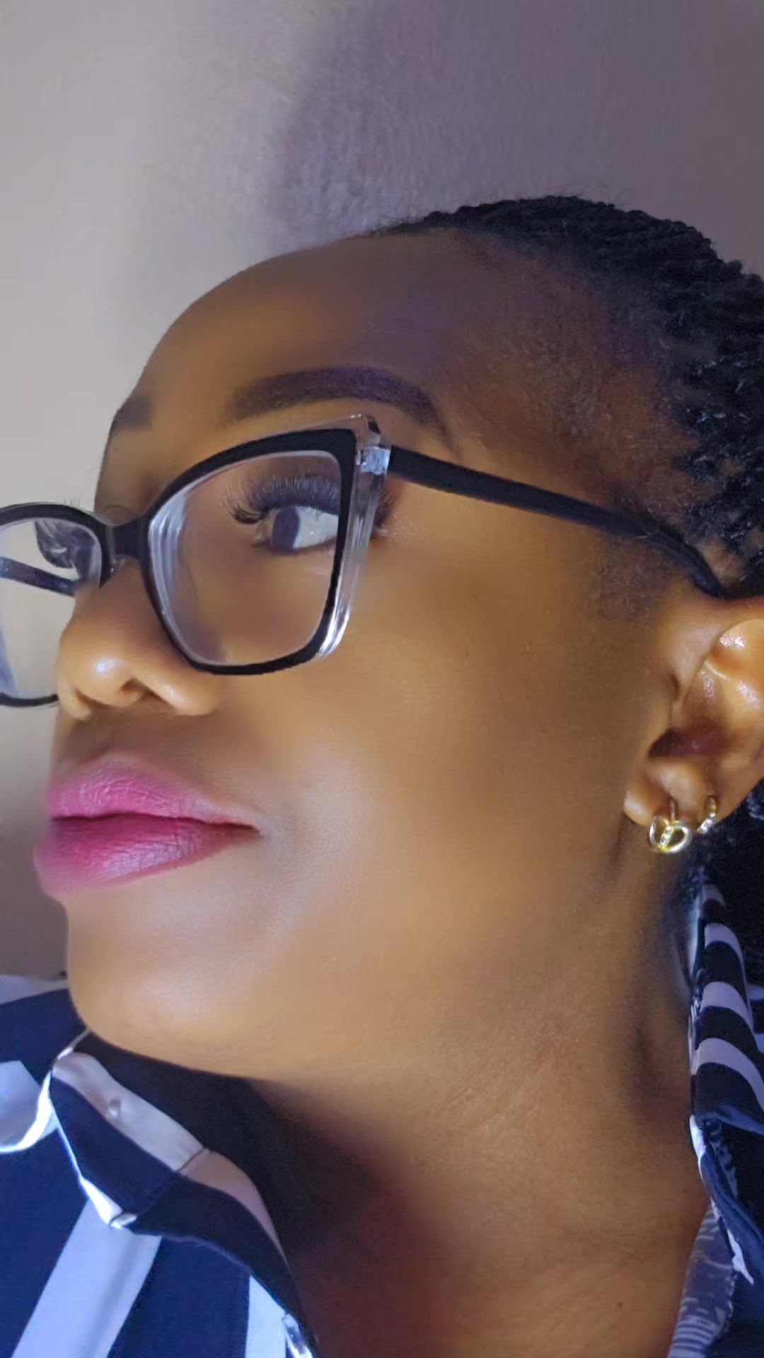 @LIzz Wangui