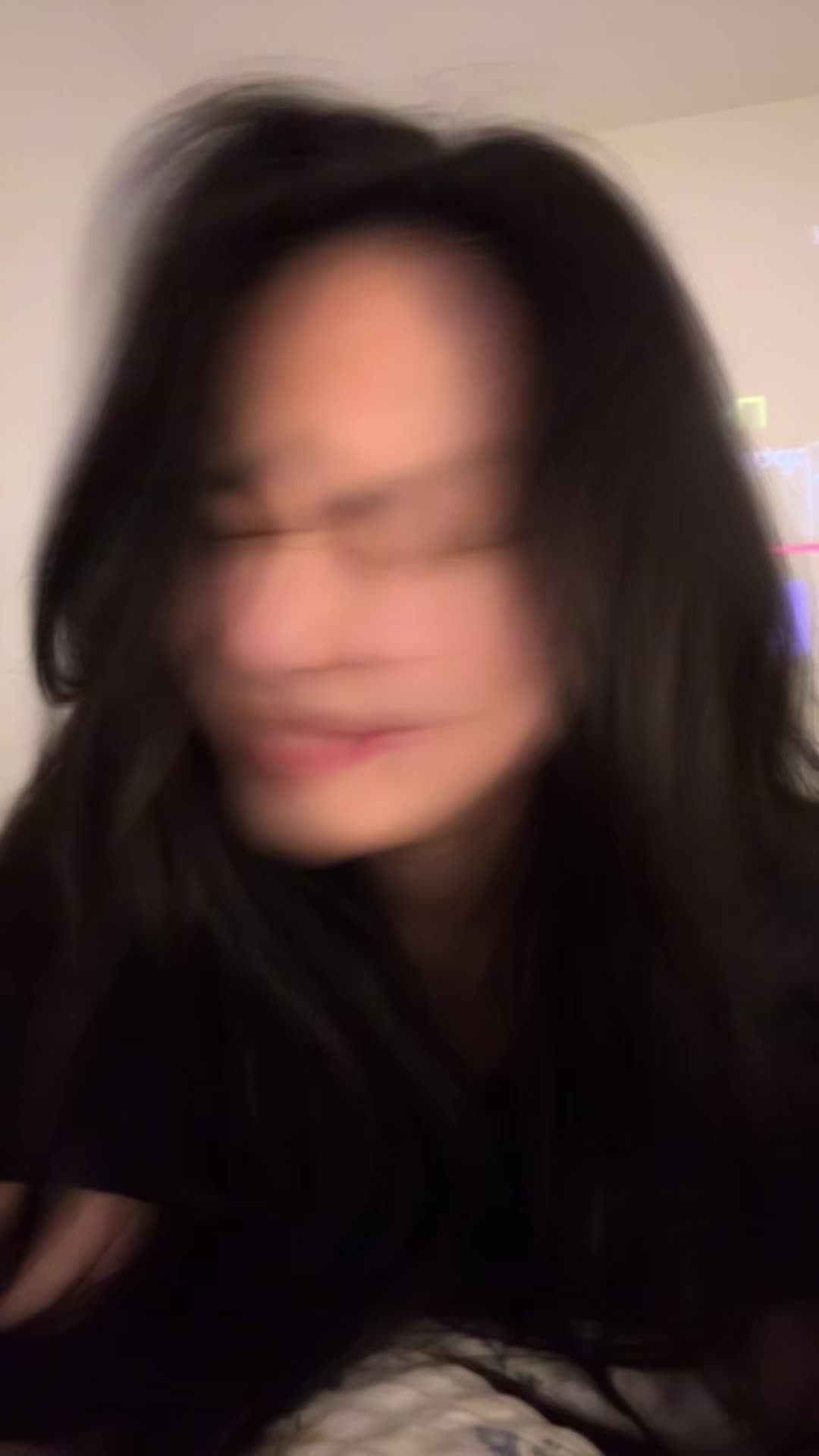 @mona